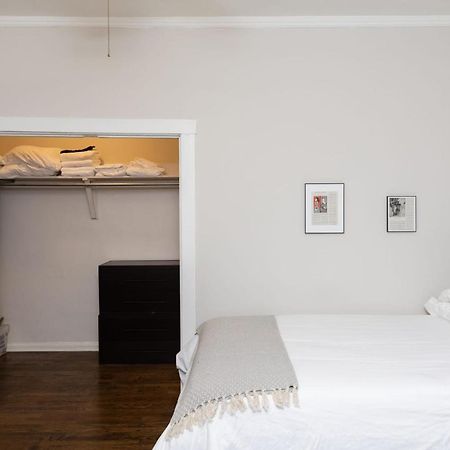 シカゴFrontdesk Open Studio Apt Near Promontory Pointアパートメント エクステリア 写真